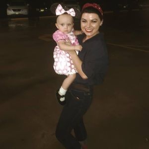 Meet your Posher, Courtney